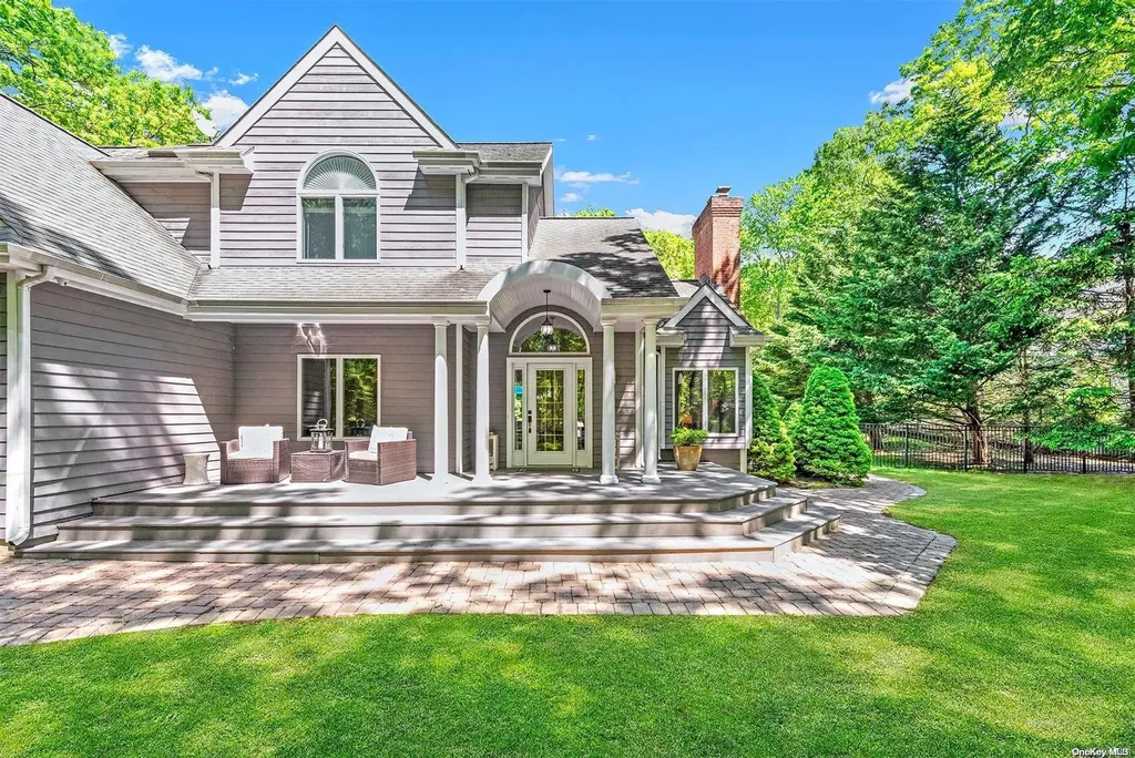 548 Ruggs Path Sag Harbor NY 11963