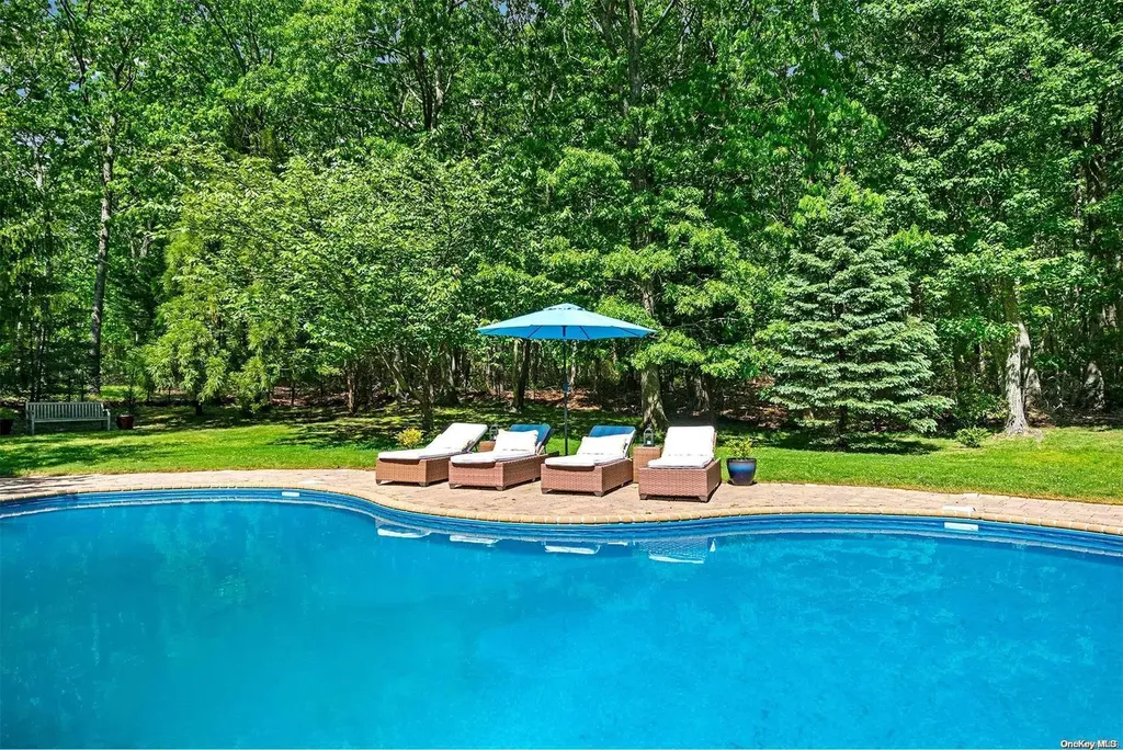 548 Ruggs Path Sag Harbor NY 11963