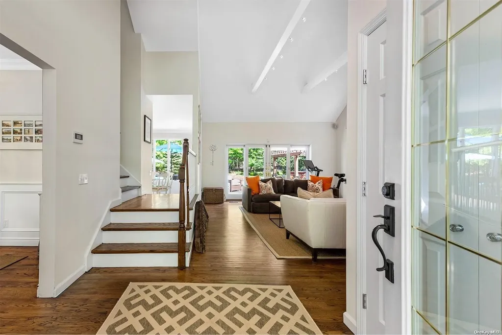 548 Ruggs Path Sag Harbor NY 11963