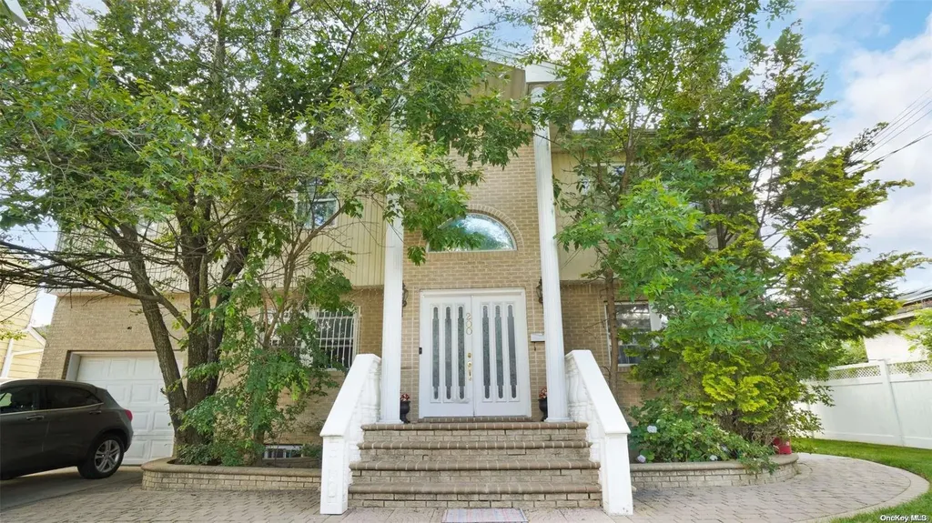 200 Louis Avenue Elmont NY 11003