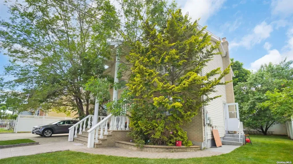 200 Louis Avenue Elmont NY 11003