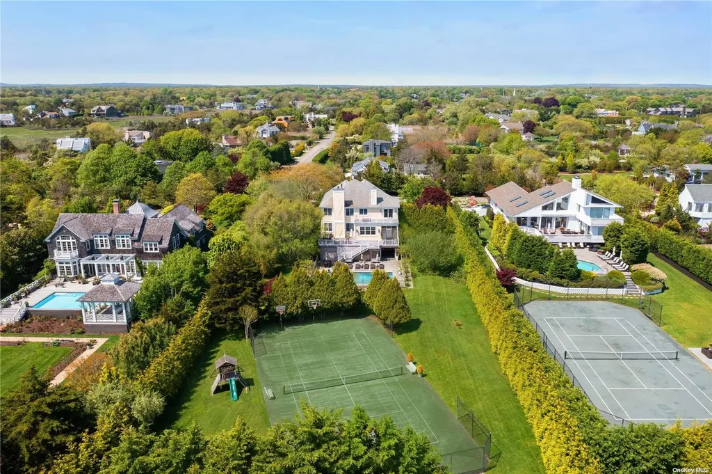 7 Stillwaters Lane Westhampton Beach NY 11978