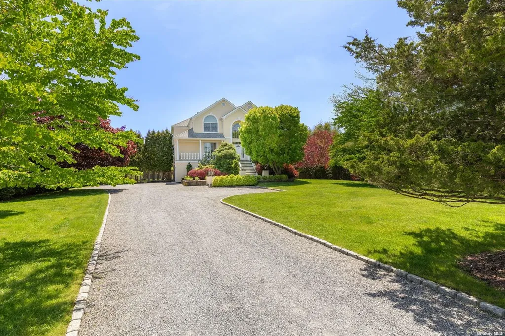 7 Stillwaters Lane Westhampton Beach NY 11978