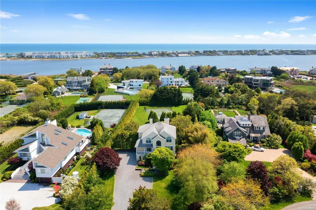 7 Stillwaters Lane Westhampton Beach NY 11978