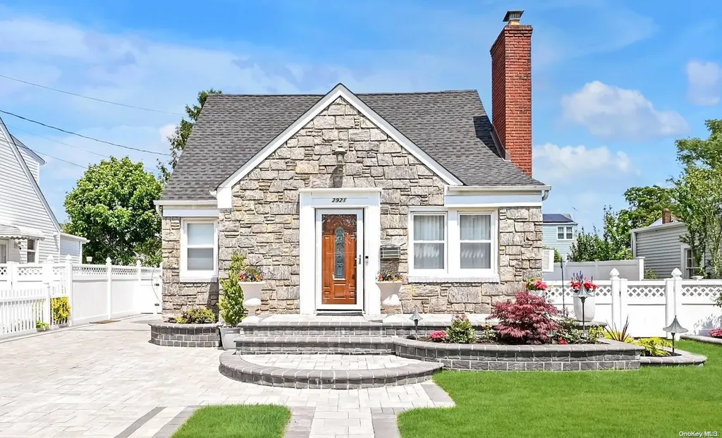 2921 Tulip Avenue Baldwin NY 11510