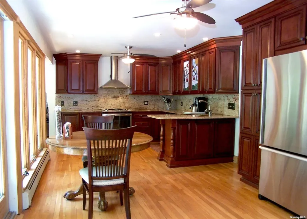 14 Summerset Drive Smithtown NY 11787