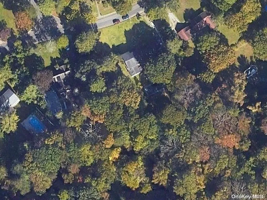 14 Summerset Drive Smithtown NY 11787