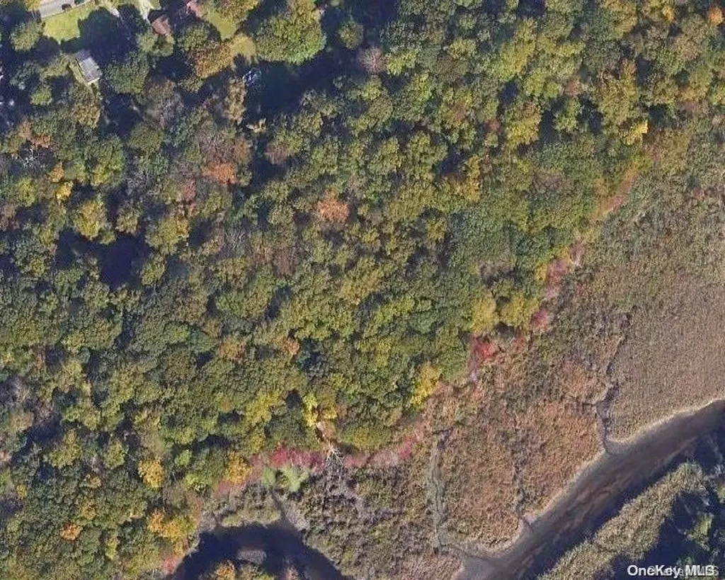 14 Summerset Drive Smithtown NY 11787