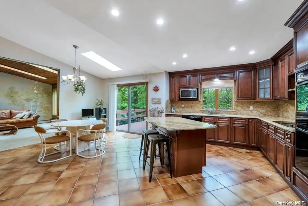 300 River Road Saint James NY 11780