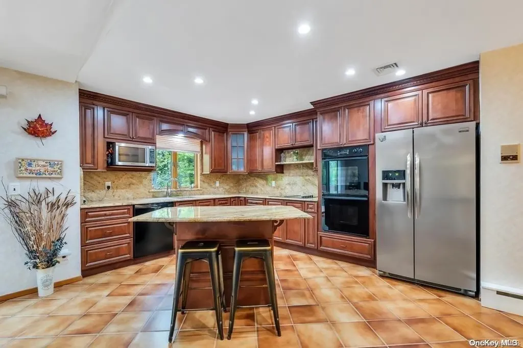 300 River Road Saint James NY 11780
