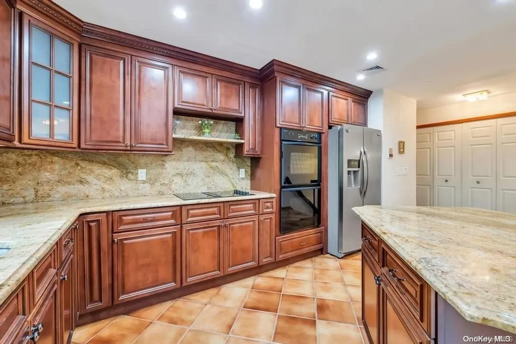 300 River Road Saint James NY 11780