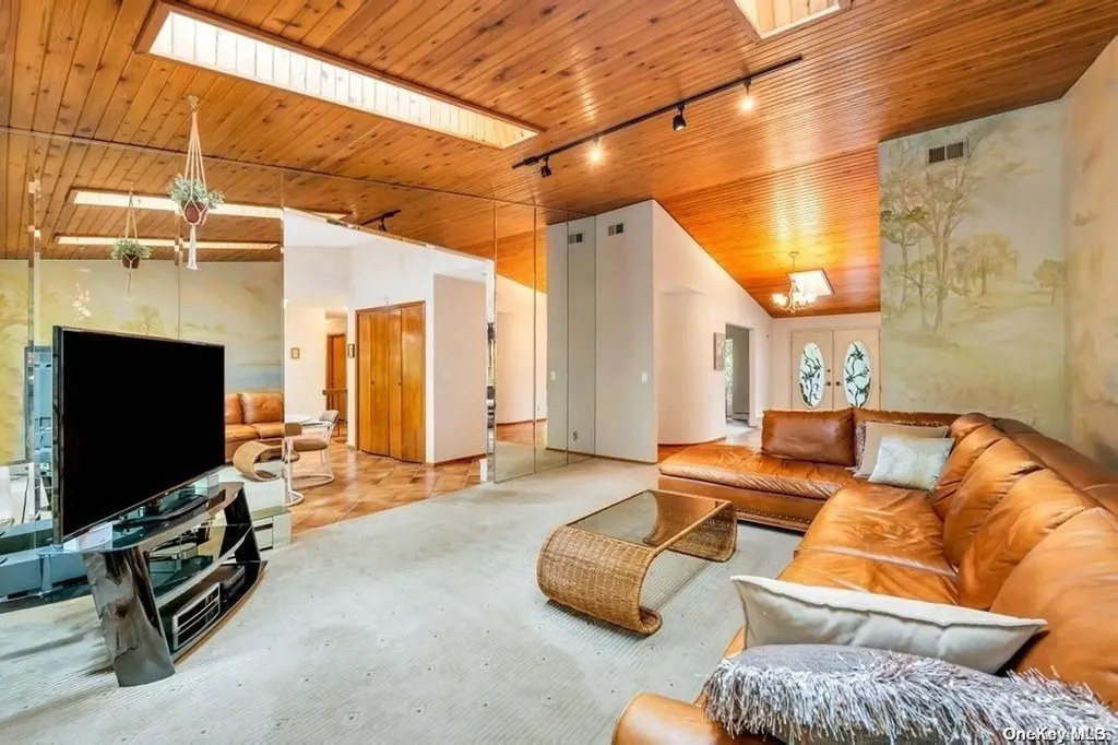 300 River Road Saint James NY 11780