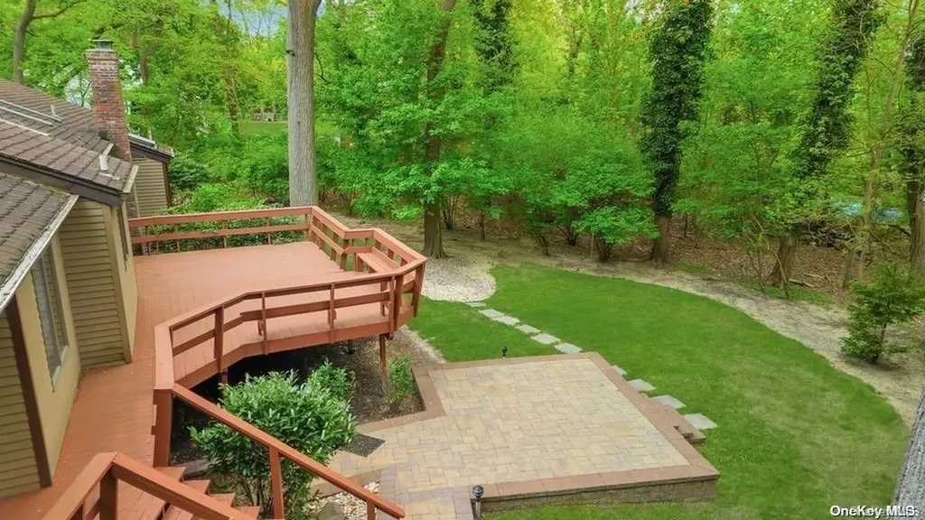 300 River Road Saint James NY 11780