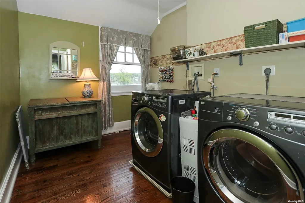 158 E Shore Road Huntington Bay NY 11743