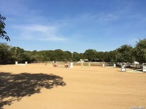 188 Bellport Avenue Medford NY 11763