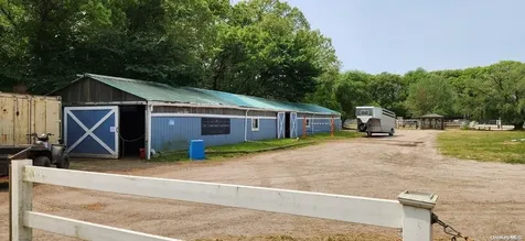 188 Bellport Avenue Medford NY 11763