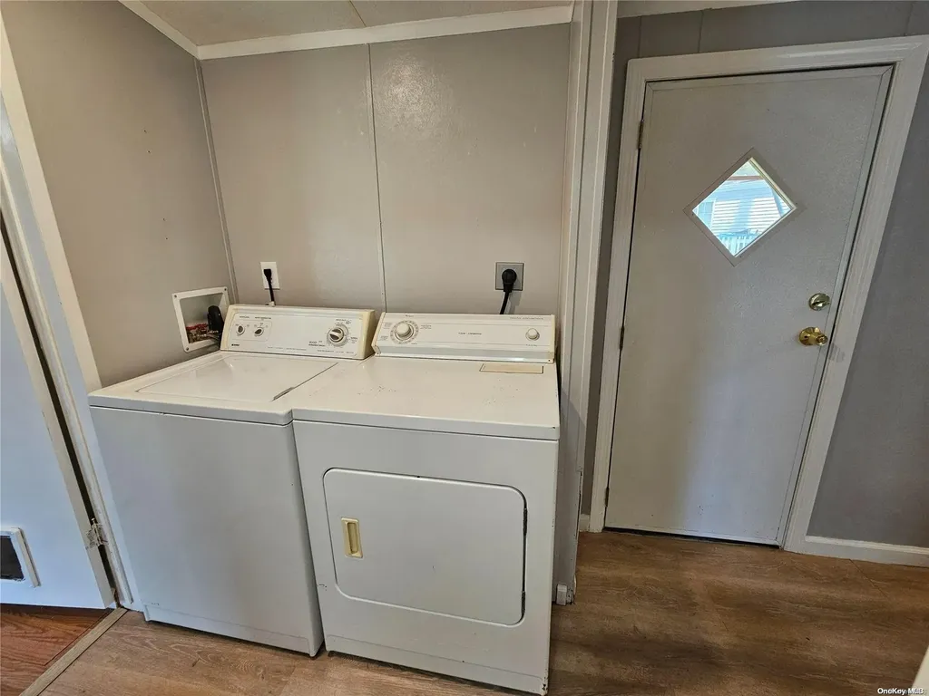 525-d24 Riverleigh Avenue Riverhead NY 11901
