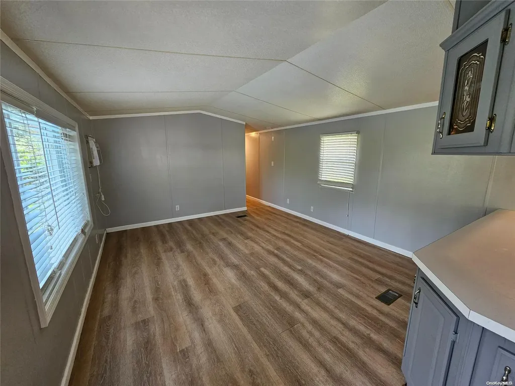 525-d24 Riverleigh Avenue Riverhead NY 11901