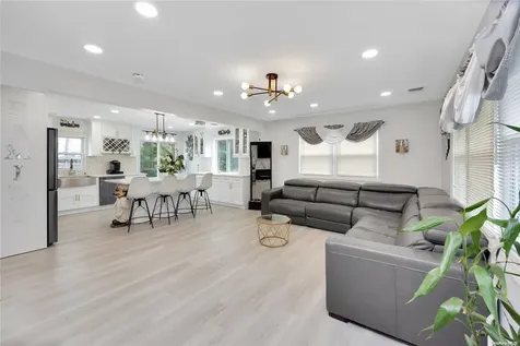 511 County Line Road Amityville NY 11701