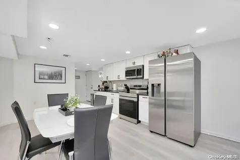 511 County Line Road Amityville NY 11701