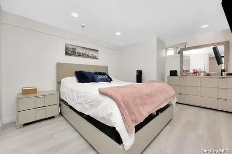 511 County Line Road Amityville NY 11701