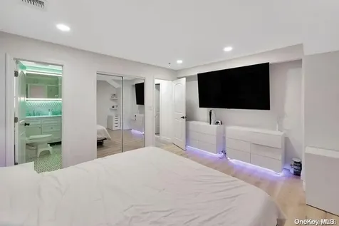 511 County Line Road Amityville NY 11701