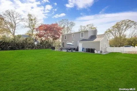 511 County Line Road Amityville NY 11701