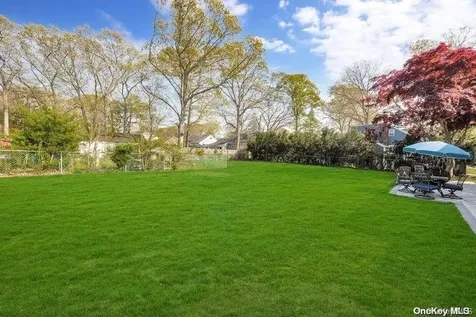 511 County Line Road Amityville NY 11701