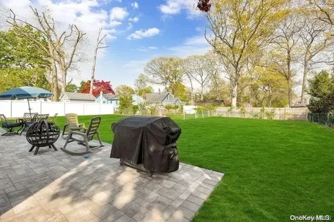 511 County Line Road Amityville NY 11701