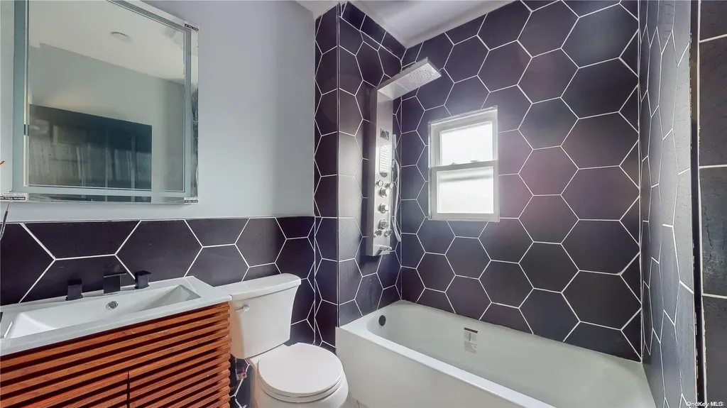1055 E 93rd Street Brooklyn NY 11236