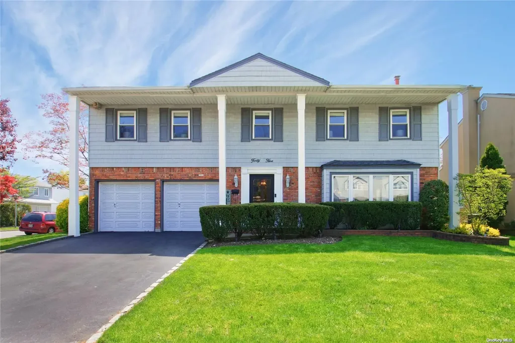 45 Herbert Drive New Hyde Park NY 11040