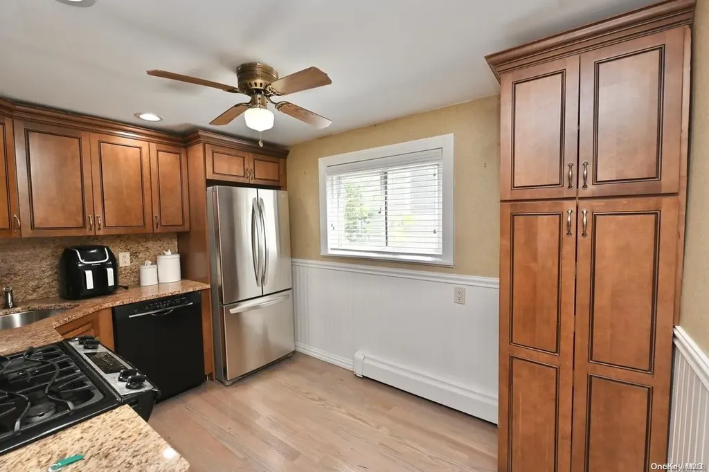 305 Shore Road Bellmore NY 11710