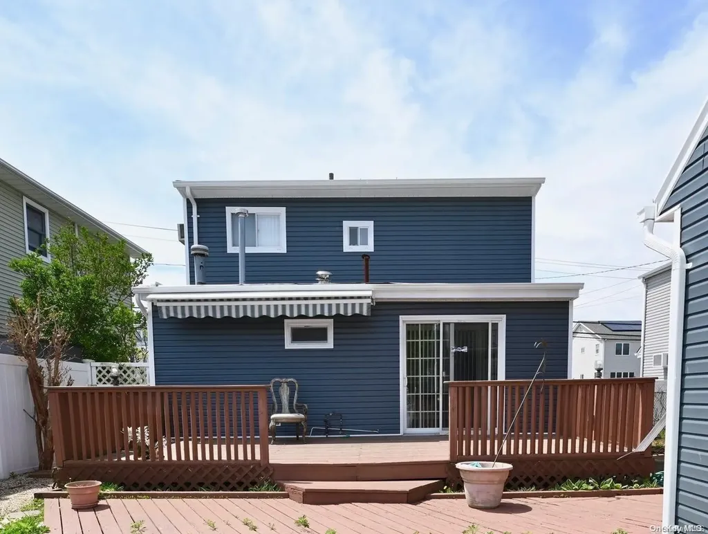 305 Shore Road Bellmore NY 11710