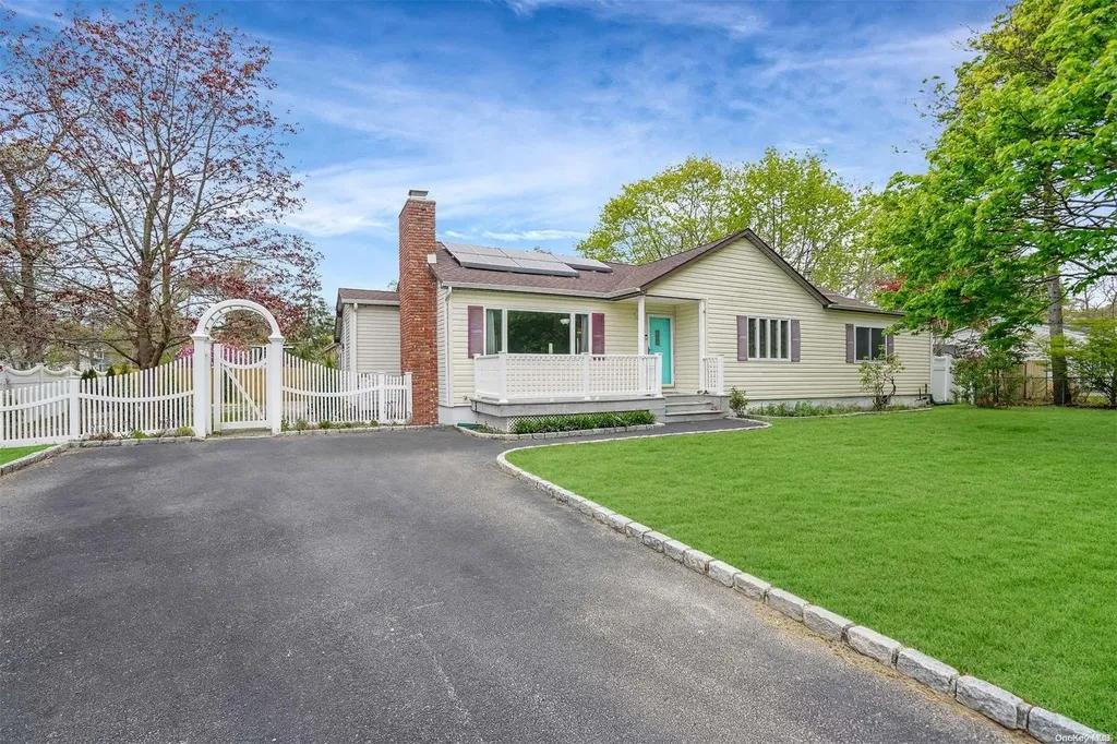 200 Orchid Drive Mastic Beach NY 11951