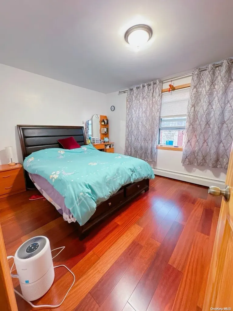 159-08 59th Avenue Fresh Meadows NY 11365