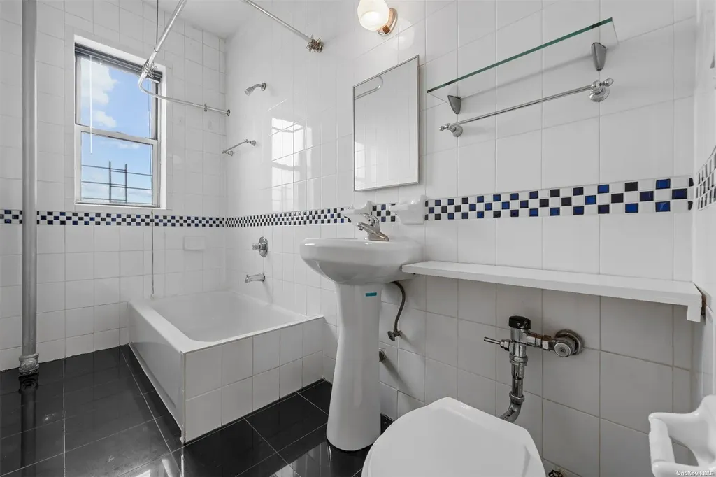 59-11 Queens Boulevard Woodside NY 11377