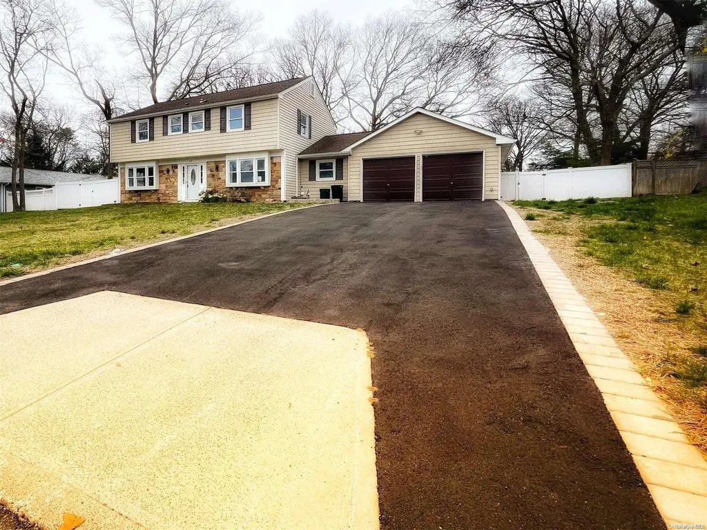 56 Howe Road Coram NY 11727