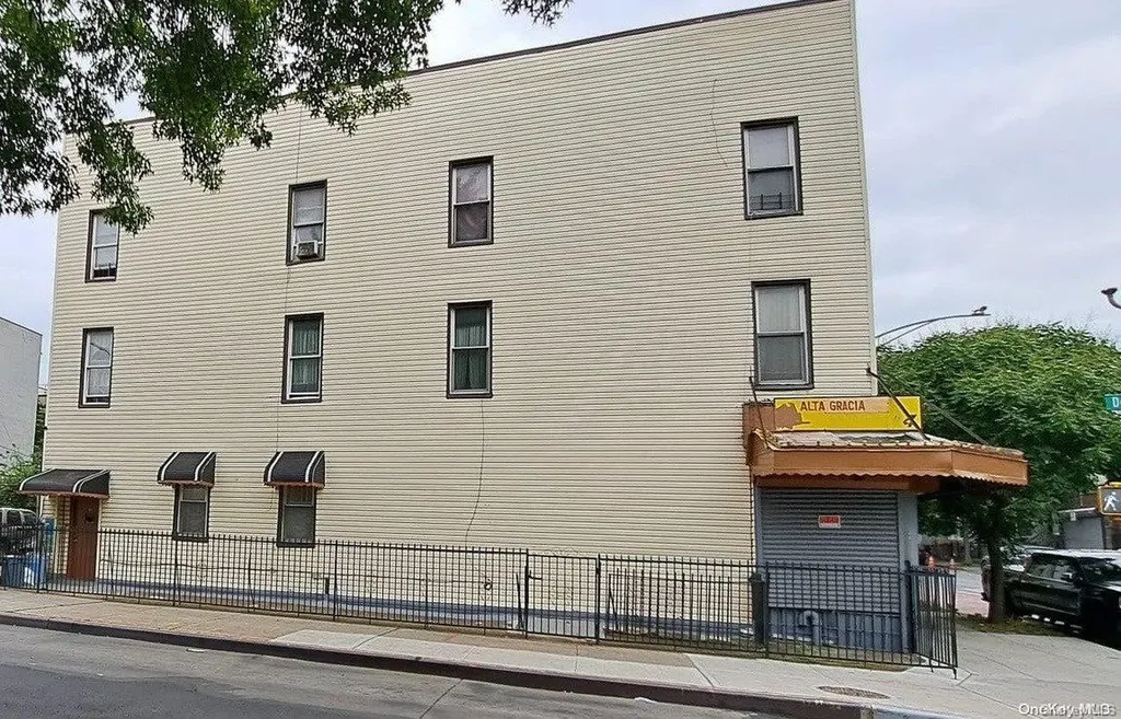 91 Utica Avenue Brooklyn NY 11213