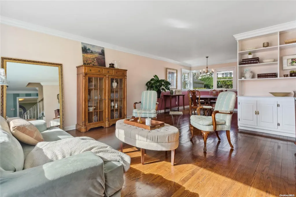 206 Brompton Road Garden City NY 11530