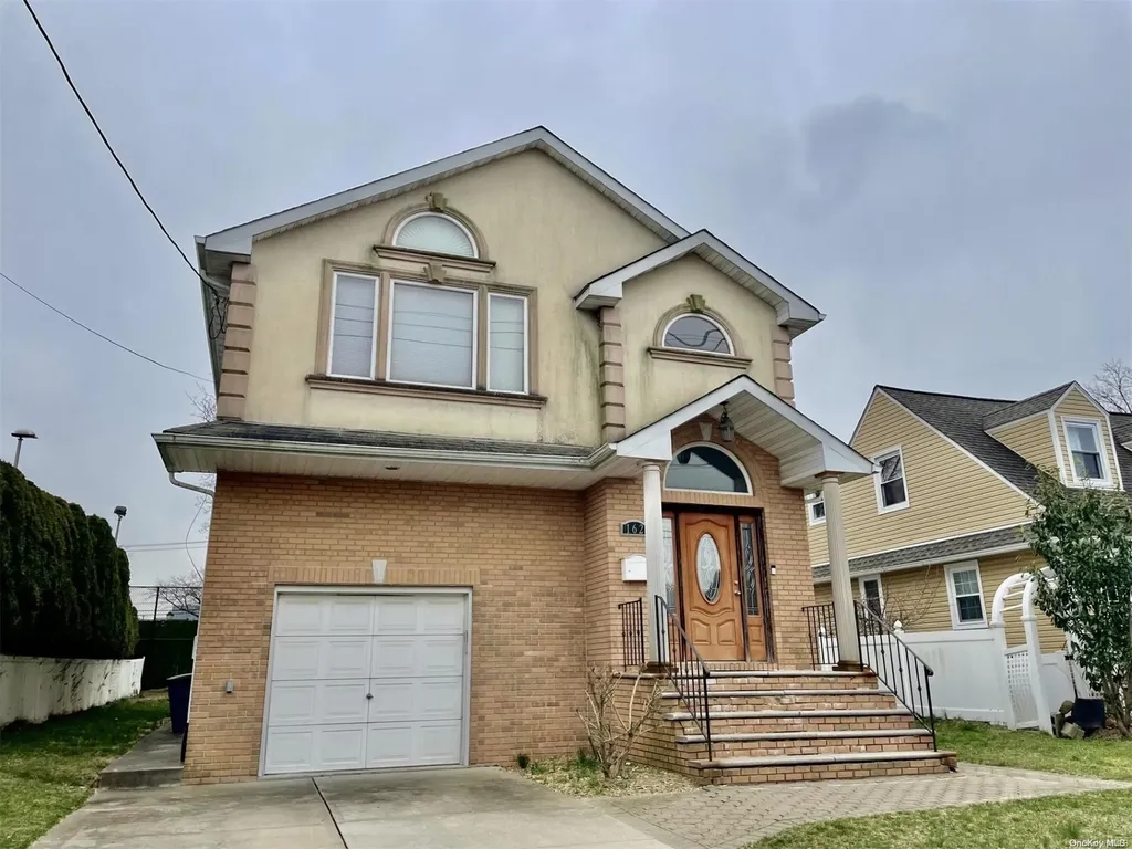 162 Park Avenue New Hyde Park NY 11040