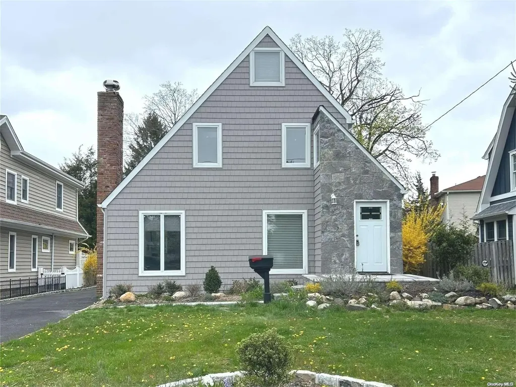 58 Meadowbrook Road Syosset NY 11791