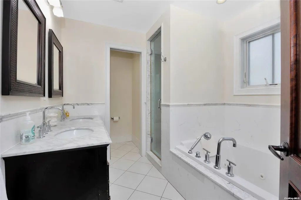 845 E Broadway Long Beach NY 11561