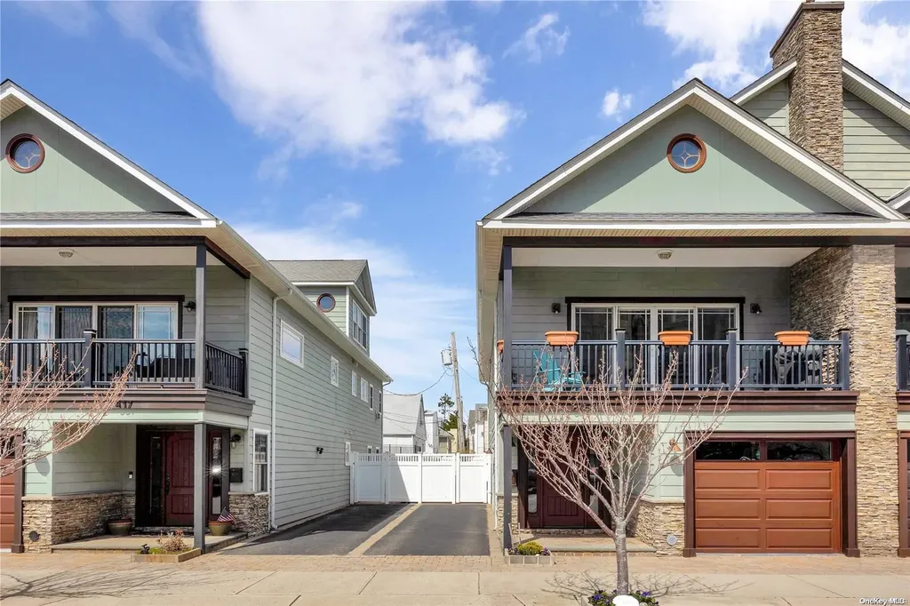 845 E Broadway Long Beach NY 11561