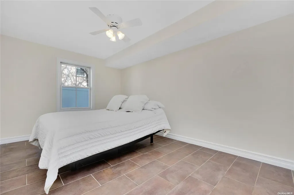845 E Broadway Long Beach NY 11561