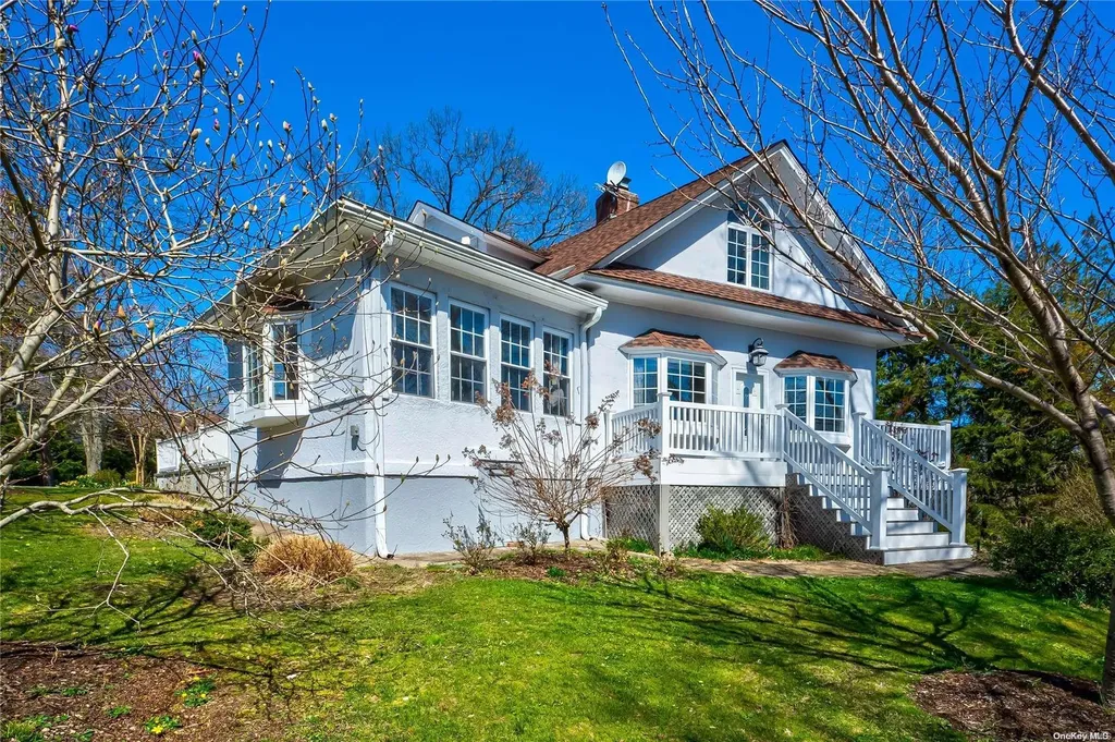 11 Oak Valley Drive Glen Head NY 11545