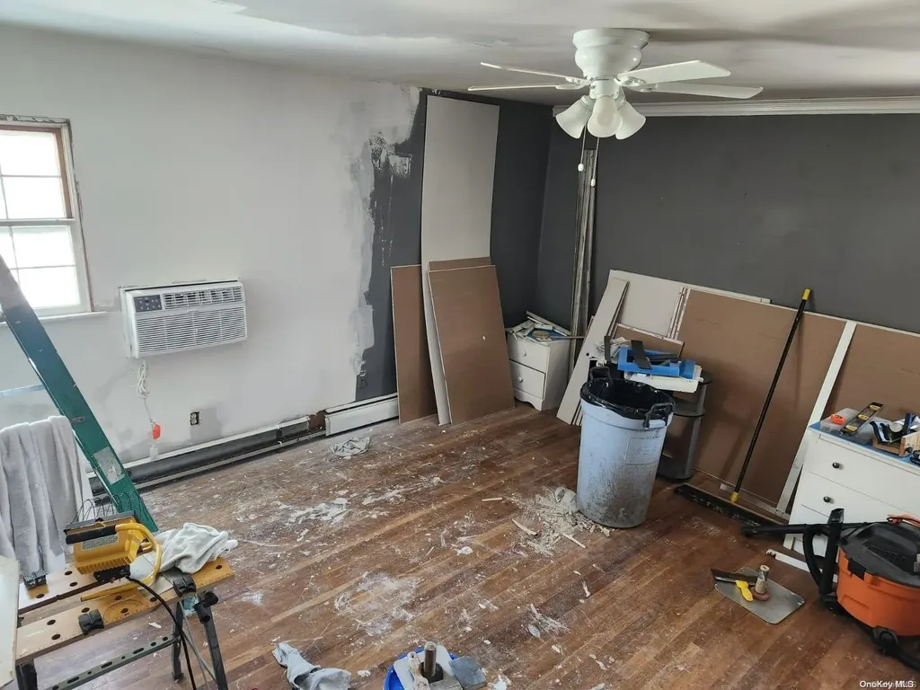 6 Tyler Street Montgomery NY 12549