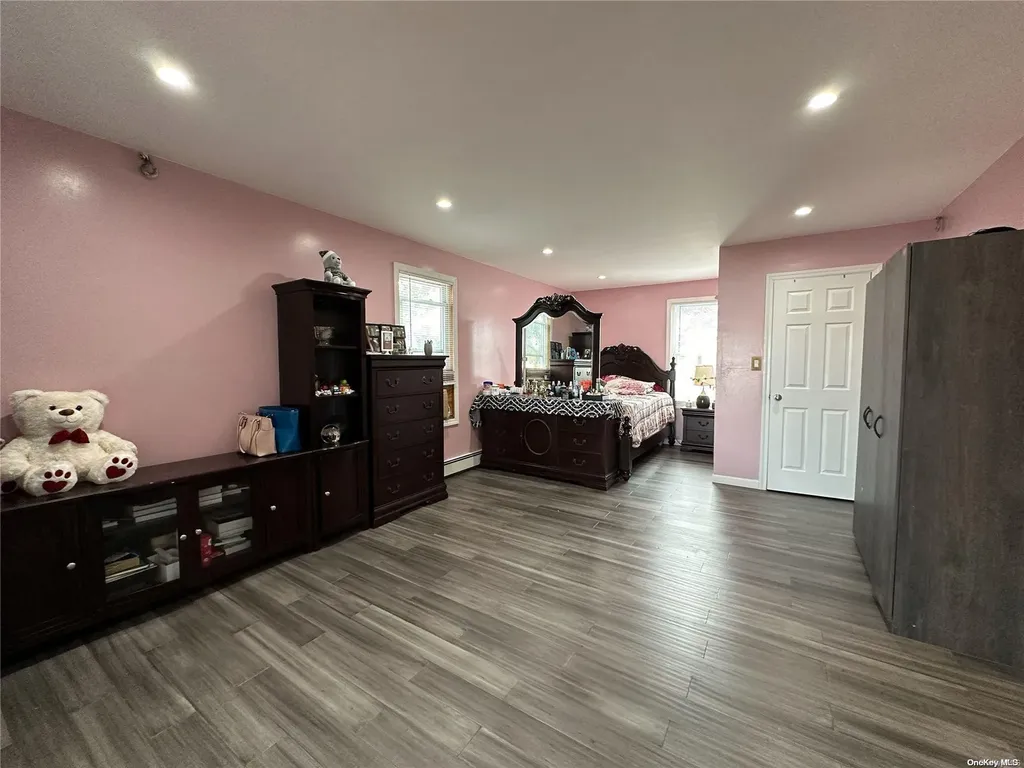 1 Brightside Avenue Central Islip NY 11722