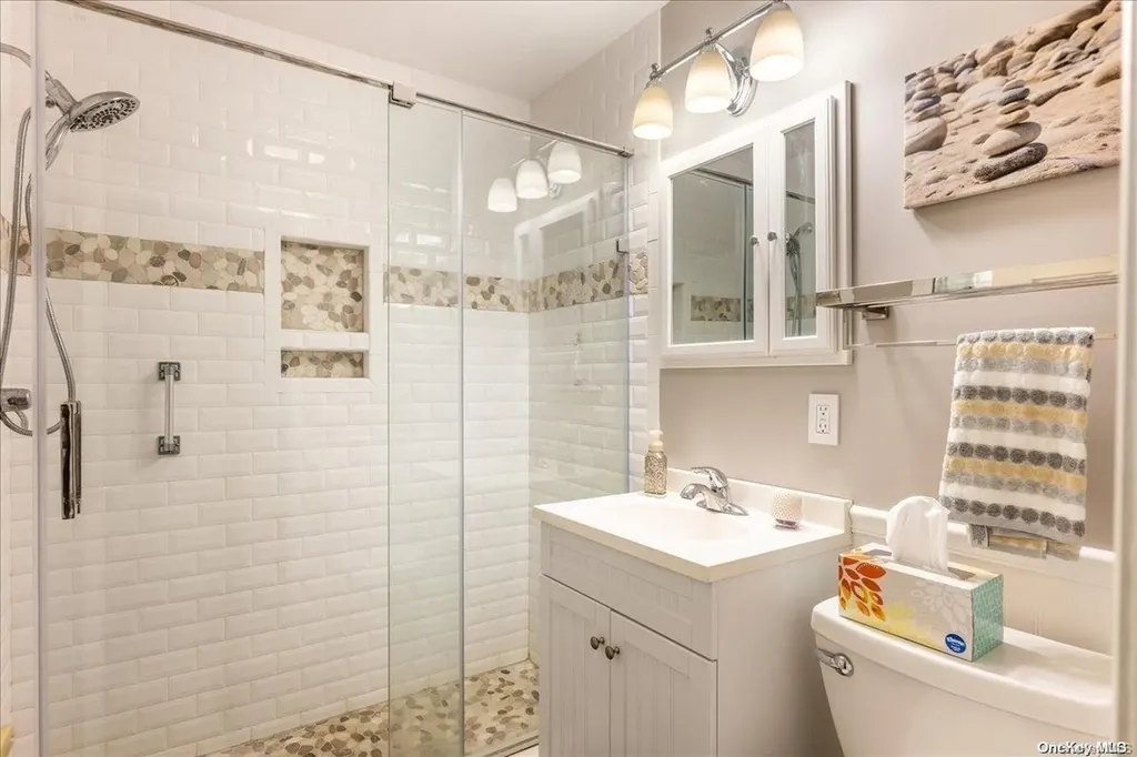 23 Highview Boulevard Brookhaven NY 11719