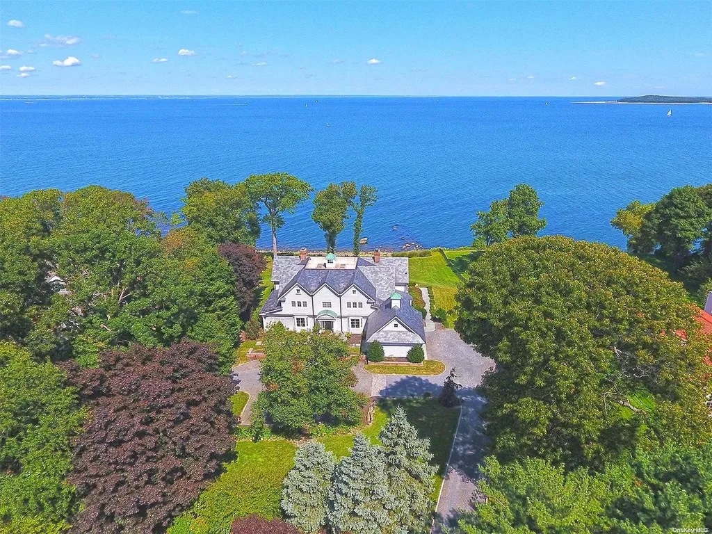 7 Sea Crest Drive Lloyd Harbor NY 11743