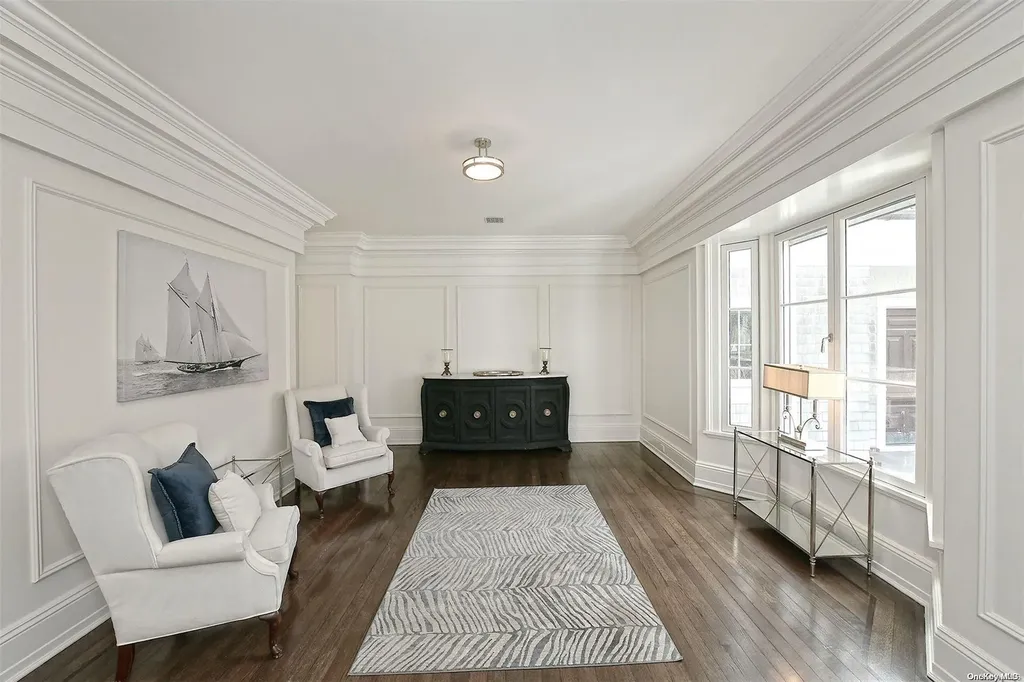 7 Sea Crest Drive Lloyd Harbor NY 11743